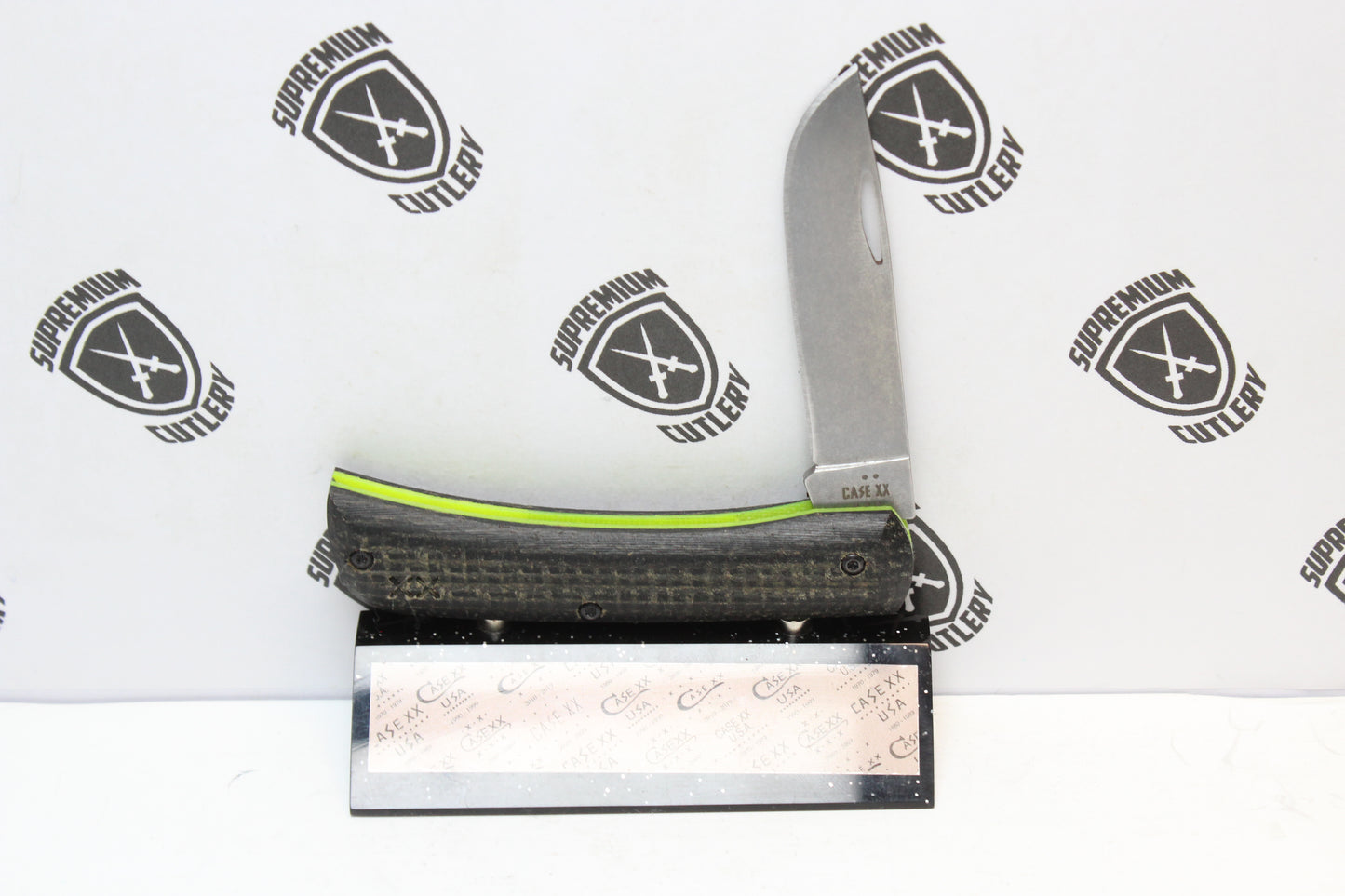 2025 Case XX Black Burlap Laminate DayGlow G10 Crossroads Sod Buster Jr. XR10137