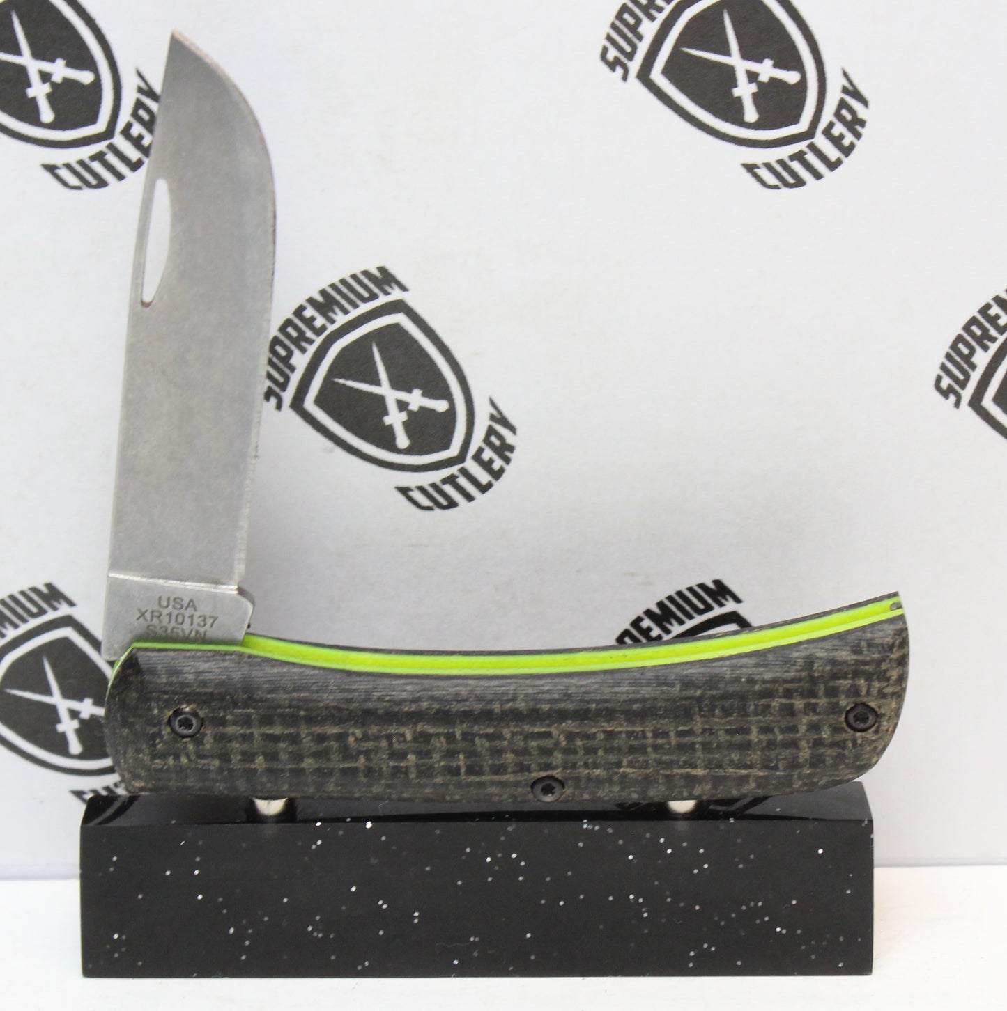 2025 Case XX Black Burlap Laminate DayGlow G10 Crossroads Sod Buster Jr. XR10137